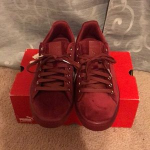 Puma Clyde burgundy velvet